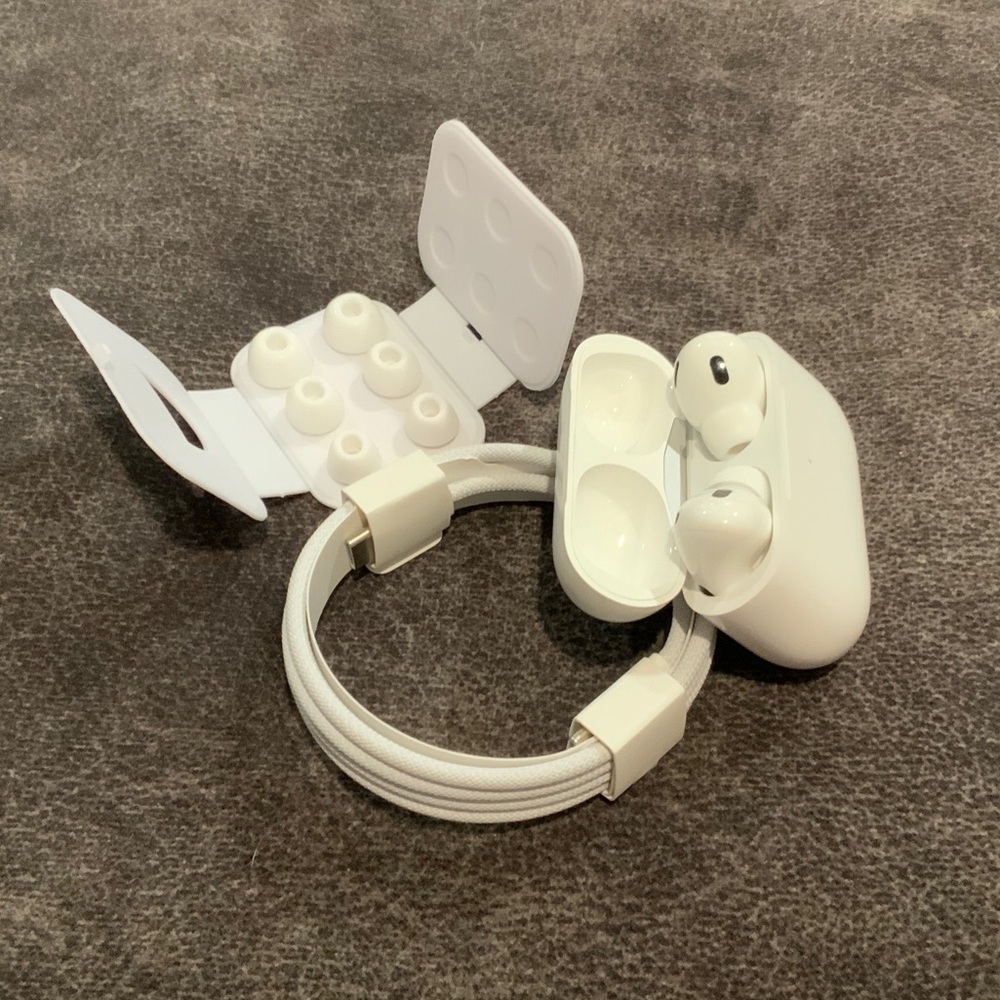 Apple AirPods gen 2 with wireless charging